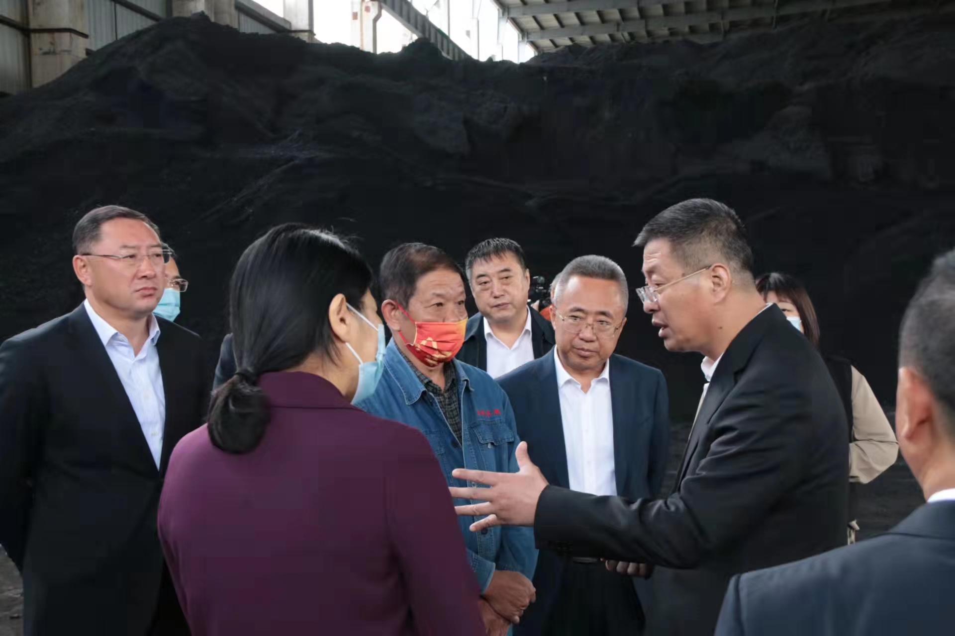 17 王子联市长指导永乐高70net供热集团供暖事情 2021.9.30.jpg