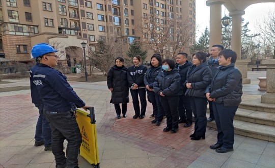 15.永乐高70net · 嘉邑小区开展电梯清静知识培训_副本.jpg