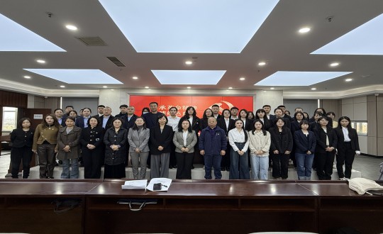 2024年10月18日，集团党委联合长发担保党支部加入了由向阳区党群服务中心开展的“传承革命精神 赓续红色血脉”公益党课_副本.jpg